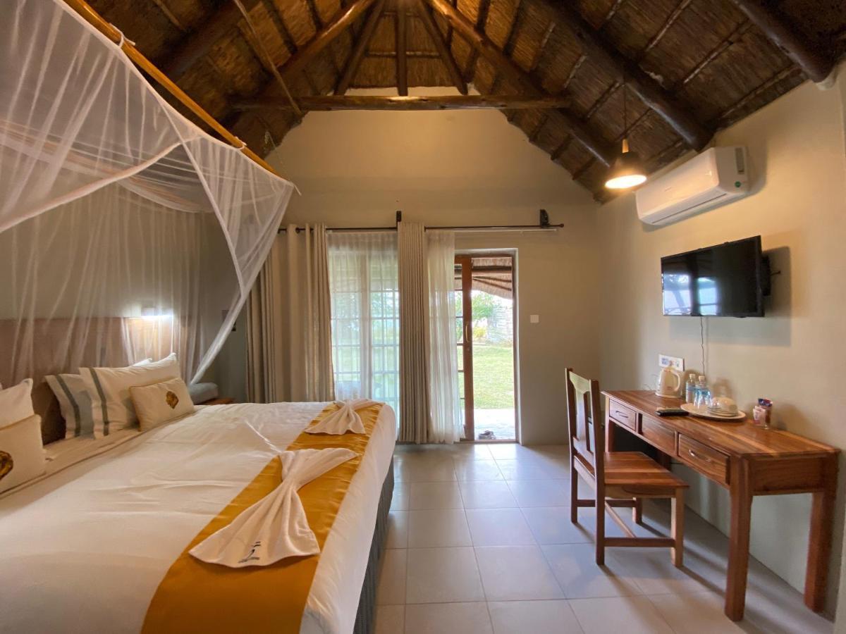 Big 5 Toro Lodge Kasane Exteriér fotografie