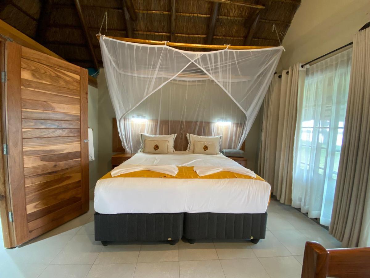 Big 5 Toro Lodge Kasane Exteriér fotografie
